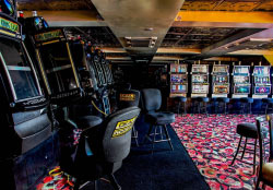 Казино на воде Casino Royale Игровое заведение Casino Royale